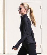 Rosie Huntington Whiteley ロージー・ハンティントン・ホワイトレー