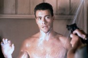 Некуда бежать / Nowhere to Run; Жан-Клод Ван Дамм (Jean-Claude Van Damme), 1993 4b3b42213746595