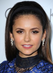 Nina Dobrev ニーナ・ドブレフ