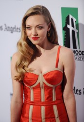 Amanda Seyfried アマンダ・セイフライド