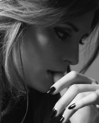 Mischa Barton ミーシャ・バートン