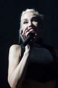 Гвен Стефани (Gwen Stefani) in concert at Mutualite conference center in Paris (13xHQ) 368475219535819