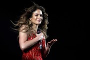 Дженнифер Лопез (Jennifer Lopez) Performs at the Hall Arena of Belgrade, Serbia (20.11.2012) - 28xHQ Cef518234995154