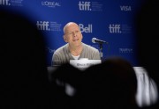 Брюс Уиллис / Bruce Willis - Looper Press Conference @ Toronto International Film Festival, 06.09.12 (27xHQ 2f312a236634851