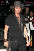 Джонни Депп (Johnny Depp) Leaves a Party at Pink Taco on August 6th - 22хHQ 4fd5c7244609251