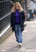 Джери Холливелл (Geri Halliwell) seen out on the morning school run in London, 18.03.13 (13xHQ) 454511245005032