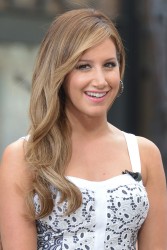 Ashley Tisdale EXTRA At The Grove In LA April 2, 2013 HQ x 10