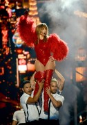 Дженнифер Лопез (Jennifer Lopez) Billboard Music Awards - Performance (May 19, 2013) (95xHQ) 536de9259307491