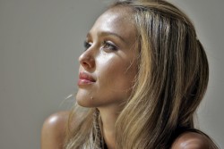 http://thumbnails104.imagebam.com/26522/a49cb0265218755.jpg