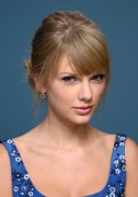 Taylor Swift - One Chance portraits at the TIFF in Toronto 09/09/2013