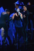 Лэди Гага (Lady Gaga) 2013-08-25 MTV Video Music Awards Performance  Audience (51xHQ) 3da29f276264180