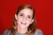 Эмма Уотсон (Emma Watson) The Bling Ring Press Conference at the Four Seasons Hotel in Beverly Hills (05.06.13) - 90xHQ F7f83e279449143