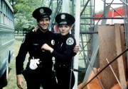 Полицейская академия / Police Academy (Стив Гуттенберг, Ким Кэтролл, Дж. У. Бейли, 1984) Eb7547282425779