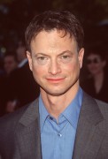 Гэри Синиз (Gary Sinise) фото - 5xHQ 51428b282761962