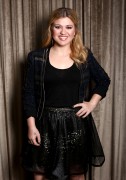 Келли Кларксон (Kelly Clarkson) posing for Matt Sayles portraits in Los Angeles - Nov. 5, 2012 (9xHQ) Cc757e282949216