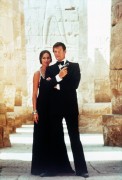Джеймс Бонд 007: Шпион, который меня любил / James Bond The Spy who loved me (Роджер Мур, 1977) F9d7a3283013246