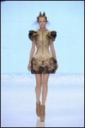 Alexander McQueen - Paris SS10 Fashion Show - 260xHQ 16a7d6285396021