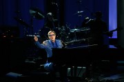 Элтон Джон (Elton John) 65th Annual Primetime Emmy Awards held at Nokia Theatre L.A. Live, Los Angeles - Show,22.09.13 - 24xHQ 52f9ae290799605