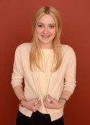 Дакота Фаннинг (Dakota Fanning) 'Very Good Girls' Portraits, Sundance Film Festival, Park City, 2013 (17xHQ) 9ef036291398804