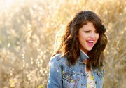 Селена Гомес (Selena Gomez) Set of 'Hit The Lights’ - Moorpark, California - October 2011 (4xHQ) E1a5bd291775310