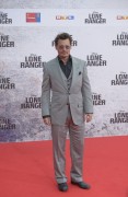 Джонни Депп (Johnny Depp) The Lone Ranger Premiere at Sony Centre (Berlin, July 19, 2013) (25xHQ) D6e56f293439691