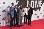 Джонни Депп (Johnny Depp) The Lone Ranger Premiere at Sony Centre (Berlin, July 19, 2013) (25xHQ) Ff2faf293439641