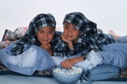 Мэри-Кейт, Эшли Олсен (Mary-Kate, Ashley Olsen) Charles W. Bush Photoshoot 1995 8b19c1297593327