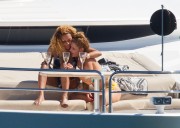Мелани Браун (Melanie Brown) Bikini Candids on a Yacht in Sydney,09.02.14 - 33xHQ 7e29d2307772420
