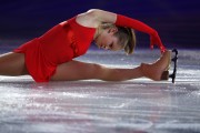 Юлия Липницкая - Figure Skating Exhibition Gala, Sochi, Russia, 02.22.2014 (21xHQ) Bb8335309921643