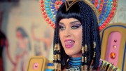 Кэти Перри (Katy Perry) Dark Horse Music Video Stills, 02.20.2014 - 44xHQ 1c3a1b313127543