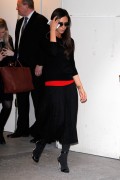 Виктория Бекхэм (Victoria Beckham) 2014-02-28 opens her first shop in shop at Printemps in Paris (56xHQ) Eb4a77324353853