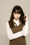 Фелисити Джонс (Felicity Jones) Alex James Photoshoot 2007 (71xHQ) Ef8a2f552209793