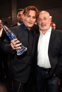 Джонни Депп (Johnny Depp) 43rd Annual People's Choice Awards, 18.01.2017 (109xHQ) 18b1c2552226806