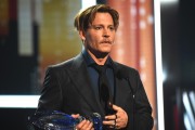 Джонни Депп (Johnny Depp) 43rd Annual People's Choice Awards, 18.01.2017 (109xHQ) 931de8552228033