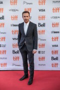 Райан Гослинг, Эмма Стоун (Emma Stone, Ryan Gosling) 'La La Land' premiere, Toronto (September 12, 2016) - 99xНQ A09a40552223688