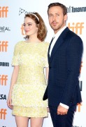 Райан Гослинг, Эмма Стоун (Emma Stone, Ryan Gosling) 'La La Land' premiere, Toronto (September 12, 2016) - 99xНQ F2da6c552224240