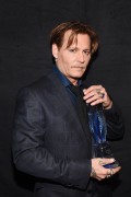 Джонни Депп (Johnny Depp) 43rd Annual People's Choice Awards, 18.01.2017 (109xHQ) D1c167552230446