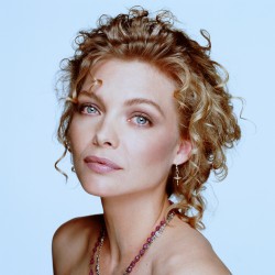 Мишель Пфайффер (Michelle Pfeiffer) Photoshoots Terry O'Neill 1990-s (19xHQ) 7f66e8554783383