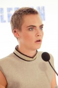 Кара Делевинь (Cara Delevingne) 'Valerian and the City of a Thousand Planets' Press Conference (Four Seasons Hotel, California, June 30, 2017) D79857556136223