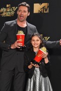 Хью Джекман (Hugh Jackman) MTV Movie and TV Awards, Los Angeles, 07.05.2017 (28xHQ) 1a166c558935823