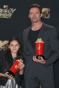 Хью Джекман (Hugh Jackman) MTV Movie and TV Awards, Los Angeles, 07.05.2017 (28xHQ) 2d2d0d558935273