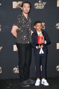 Майло Вентимилья (Milo Ventimiglia) MTV Movie And TV Awards in Los Angeles, 07.05.2017 (66хHQ) 8e455c558931063
